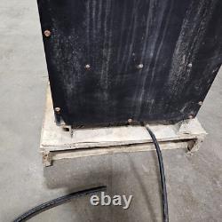 Tennant Industrial Fork-Lift Battery Charger #18M600B22
