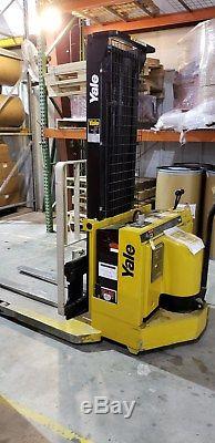 Yale Electric Walk Behind Truck 3000LB Capacity With Battery & Charger