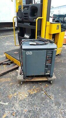 Yale Forklift Order Picker Stacker Lift 0s030 195 Mastil 24v Battery Charger