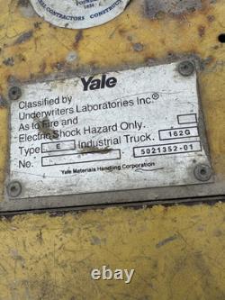 Yale walkie Forklift W Brudi Rotating Attachment And Battery Charger Illinois