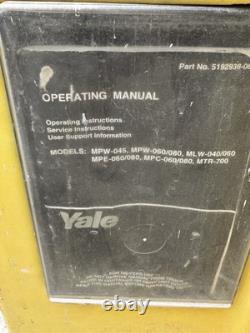 Yale walkie Forklift Walk Behind Forktruck And 110v Battery Charger Illinois