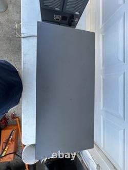 (2) Par boîte unités de chargement de batteries de chariot élévateur Zivan RG9 400 VAC