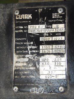 6000 Lb. Clark Chariot Élévateur À Fourche, Modèle P60 E, Type E, Chargeur, Batterie