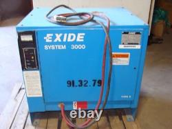 CHARGEUR DE BATTERIE DE CHARIOT ÉLÉVATEUR EXIDE 3000 G3-24-1400B 48 VDC 3 PH 60 Hz