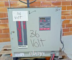 C&D Tech. Ferro Charge IFR18HK650, Chargeur de chariot élévateur IFR, 14A 18 cellules DC sortie 36V