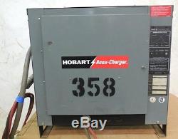 Chargeur Accu-chargeur Hobart 600c3-12 Chargeur De Batterie Chariot Élévateur 24 Volts À 3 Phases 24 V