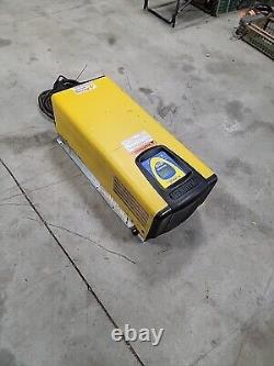 Chargeur Intelligent Hawker LifePlus #TC3-LP-10KW pour Chariot Élévateur 24/36/48V 240A Triphasé