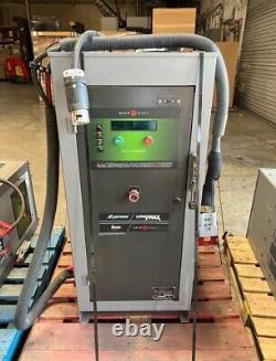 Chargeur Universel Aker Wade Unimax 20 pour Chariot élévateur - 12V-80V À PRENDRE SUR PLACE UNIQUEMENT