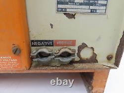 Chargeur de batterie C&D AR6C-E155G pour chariot élévateur Ferro 12V 675AH 155A 1Ph 208/240/480V