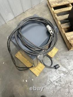 Chargeur de batterie Champion SCR100-12-260S1-1 24V 12 cellules 210 AH 120-240Vac