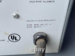 Chargeur de batterie DC 24 Volt Lestronic II 2 Lester 36 amp 120 VAC 18790 24LC36-8ET