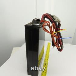 Chargeur de batterie Enersys 21500L 24V 32A en sortie d'un boîtier en acier (testé)