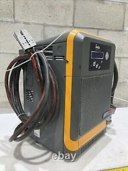 Chargeur de batterie Enersys Ei3-hl-4y Enforcer Impaq pour chariot élévateur L-a 3ph 480v 50/60 Hz