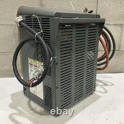 Chargeur de batterie Enersys Ei3-hl-4y Enforcer Impaq pour chariot élévateur L-a 3ph 480v 50/60 Hz