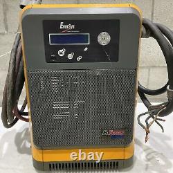 Chargeur de batterie Enersys Ei3-hl-4ye Enforcer Impaq pour chariot élévateur L-a 3ph 480v 50/60 Hz