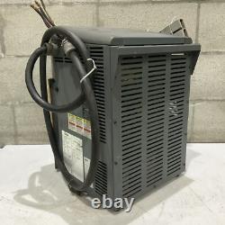 Chargeur de batterie Enersys Ei3-hl-4ye Enforcer Impaq pour chariot élévateur L-a 3ph 480v 50/60 Hz