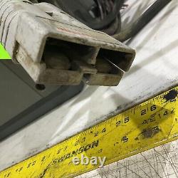 Chargeur de batterie Enersys Ei3-hl-4ye Enforcer Impaq pour chariot élévateur L-a 3ph 480v 50/60 Hz