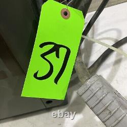 Chargeur de batterie Enersys Ei3-hl-4ye Enforcer Impaq pour chariot élévateur L-a 3ph 480v 50/60 Hz