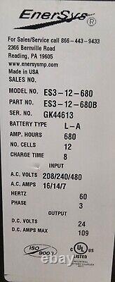 Chargeur de batterie Enersys Enforcer ES3-12-680 24V d'entrée pour chariot élévateur