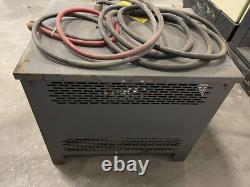 Chargeur de batterie Exide Yuasa W3-12-865 24V pour chariot élévateur / transpalette 480V 865AH