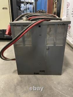 Chargeur de batterie Exide Yuasa W3-12-865 24V pour chariot élévateur / transpalette 480V 865AH