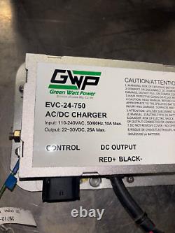 Chargeur de batterie Green Watt 120-240V entrée 24 volts DC 25 ampères 750 Watt