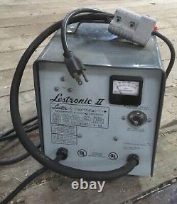 Chargeur de batterie Lester Lestronic II, 36A, 12 Volt, Modèle 18390, 12LC36-8ET