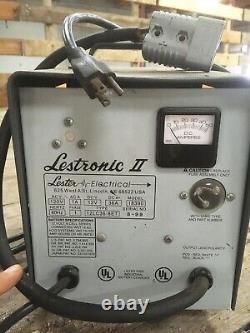 Chargeur de batterie Lester Lestronic II, 36A, 12 Volt, Modèle 18390, 12LC36-8ET