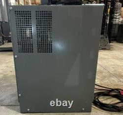 Chargeur de batterie Prestolite Battery-Mate 24V pour chariot élévateur 208/240/480V 3 phases