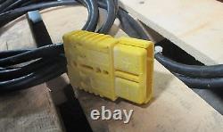 Chargeur de batterie au plomb Exide NPC-6-1-432 Now Power pour batterie de 6 cellules 432 Ampères-heures utilisé