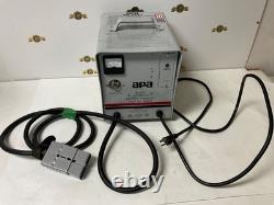 Chargeur de batterie automatique 36 volts APA 15A modèle # 15765 pièce # 388120 pour voiturette de golf
