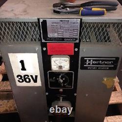 Chargeur de batterie automatique Hertner Model KR18-520 10488-LF 36V 480 Volts 135 Ampères