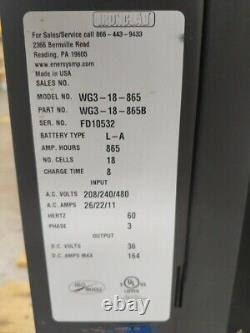 Chargeur de batterie automatique pour chariot élévateur Enersys Gold Work Hog 36 volts, 865 ampères-heure.