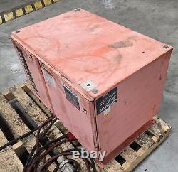 Chargeur de batterie de chariot élévateur Charter Power Systems Fr12hk850s 24v d'occasion