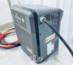 Chargeur de batterie de chariot élévateur EnerSys EI3-IN-4Y Impaq 480V 3PH 24/36/48V CC 2000AH