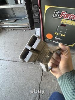 Chargeur de batterie de chariot élévateur Enersys EF3-12-550 EnForcer 24V 3 PH 550 AH