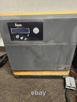 Chargeur de batterie de chariot élévateur Enersys Enforcer IMPAQ EI3-LP-5G 3PH 50/60Hz