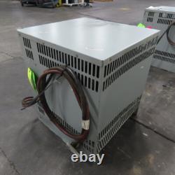 Chargeur de batterie de chariot élévateur Ferro Charge IFR6CE510 12V 97A 6 cellules 240/480V 510AH