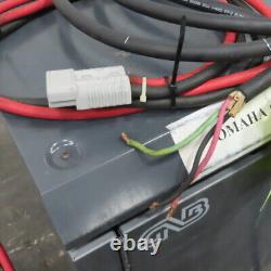 Chargeur de batterie de chariot élévateur GNB FER10012-600 S1 24V 105A 12 cellules 240/480V 1PH 600AH