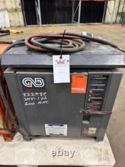 Chargeur de batterie de chariot élévateur GNB, MODÈLE # FER100 12-600