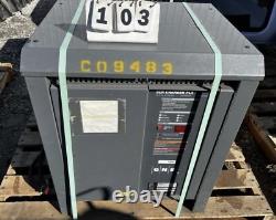 Chargeur de batterie de chariot élévateur GNB SCRFLX-12-750S1R 24V 120A, 1 phase