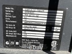 Chargeur de batterie de chariot élévateur GNB SCRFLX-12-750S1R 24V 120A, 1 phase