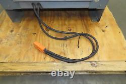 Chargeur de batterie de chariot élévateur Hobart 3R12-680 24V 551-680AH 230/460V 3Ph