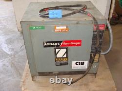 Chargeur de batterie de chariot élévateur Hobart Accu-charger 600c3-18 36 VDC 3 Ph