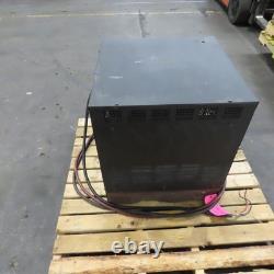 Chargeur de batterie de chariot élévateur Kodiak 24K600B3 BB-1 48 VDC 600AH 24 cellules 240/480V 3PH