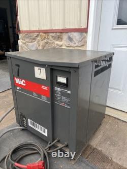 Chargeur de batterie de chariot élévateur Mac 24 volts 12M875C22 180 ampères K-6