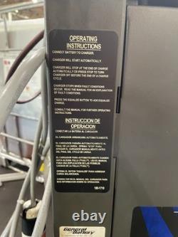 Chargeur de batterie de chariots élévateurs General Battery MC3-12-550B 24V 105A 3 phases