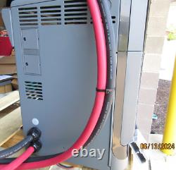 Chargeur de batterie entièrement automatique EnerSys EI3-IN-4Y 24/36/48V 2000AH 480/3 nouveau