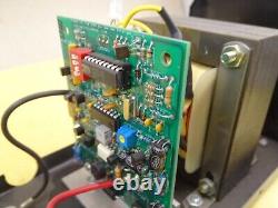 Chargeur de batterie industriel Quick Charge Corp 12VDC 10A, BJ1210