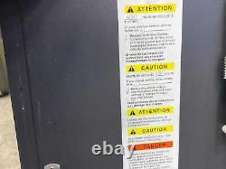 Chargeur de batterie industrielle Exide WG3-12-865 Gold 24 Volts 3 Phases / 240 V